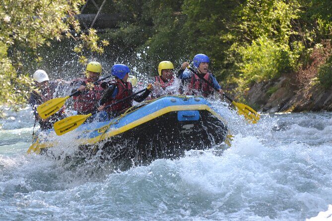 Rafting at the foot of Mont Blanc in Chamonix - An In-Depth Look at the Chamonix Rafting Experience