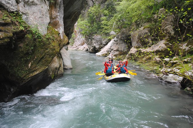 Rafting "Canyon" - The “expert guide” factor: what you’ll notice on the water