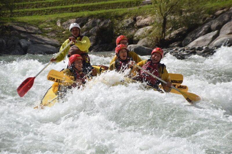 Rafting Classic, with Extreme Waves - Key Points