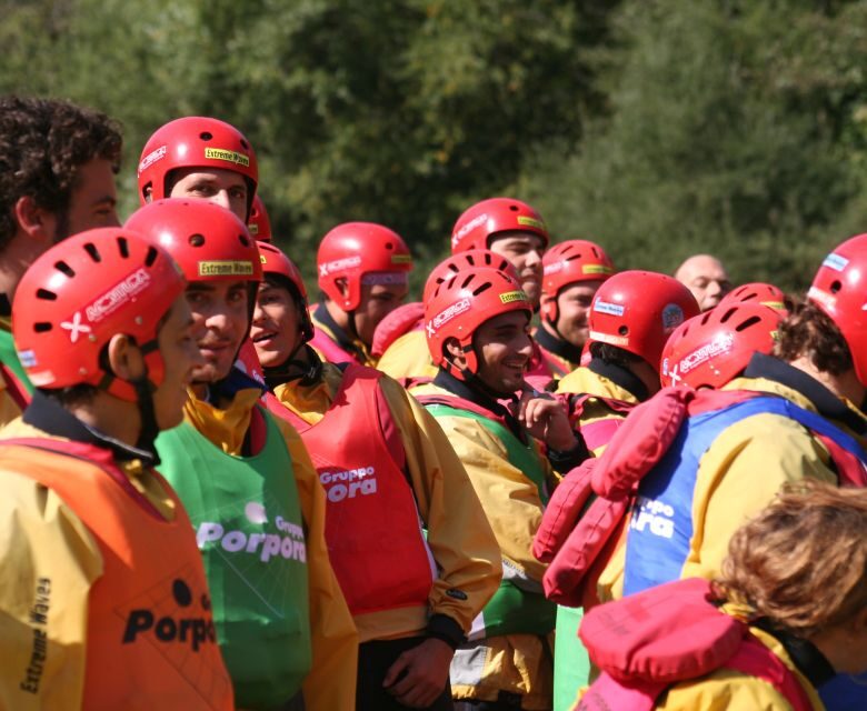 Rafting Classic, with Extreme Waves - A Detailed Look at the Rafting Experience