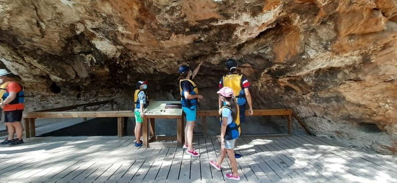 Rafting en Cañón de Almadenes y Cueva Abrigos Rupestres - The Guide and Overall Experience