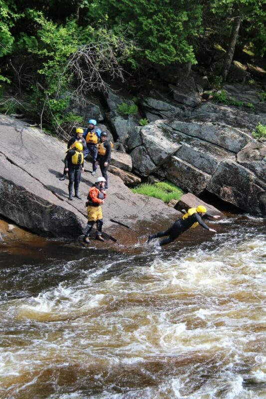 Rafting in Quebec City: A half-day of adventure and thrills! - What to Expect from Your Rafting Day