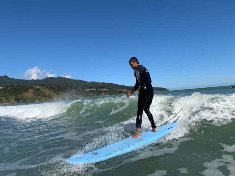 Raglan: Group Surf Lesson - FAQs About the Raglan Group Surf Lesson