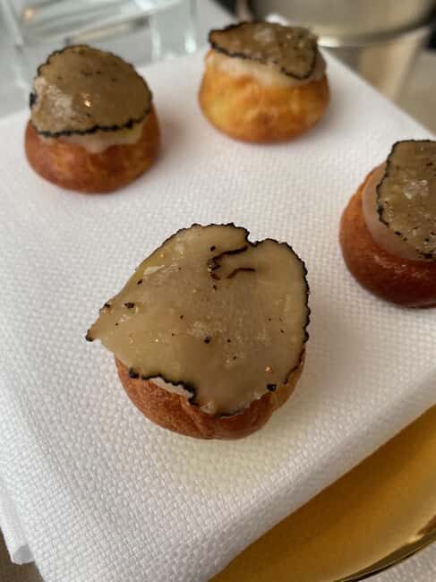 Ragusa: Sunday Brunch with Sparkling Welcome Drink - The Drinks: Sparkling Welcome and Optional Wine