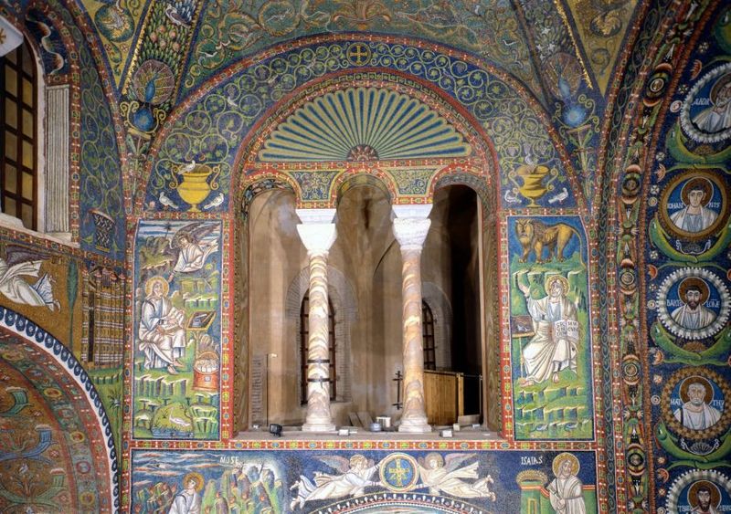Ravenna: UNESCO Monuments and Mosaics Guided Tour - Basilica of San Vitale: the Justinian and Theodora masterpiece