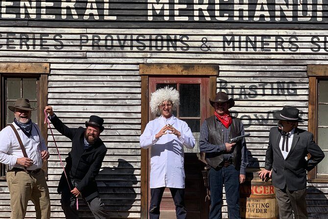 Real Gold Mine Tour with, gold panning and more - Key Points