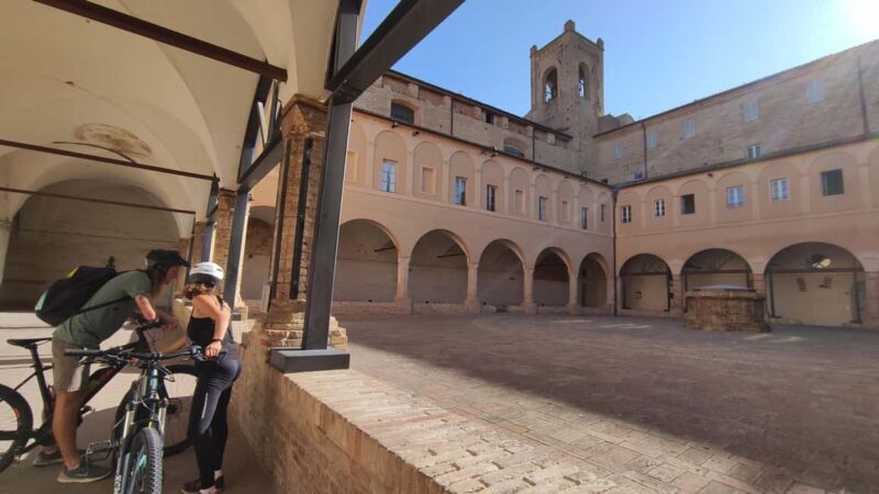 Recanati: discover the hills of infinity by E-Bike - Who Will Enjoy This Tour?
