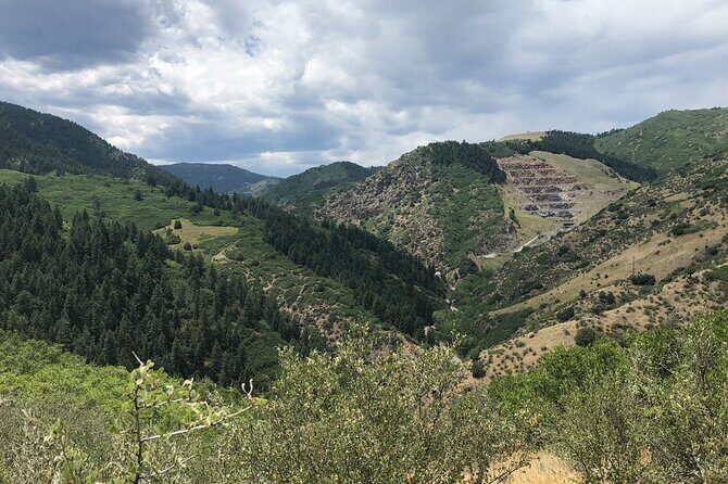 Red Rocks Amphitheatre Historical Walking Tour - A Deep Dive into the Red Rocks Experience