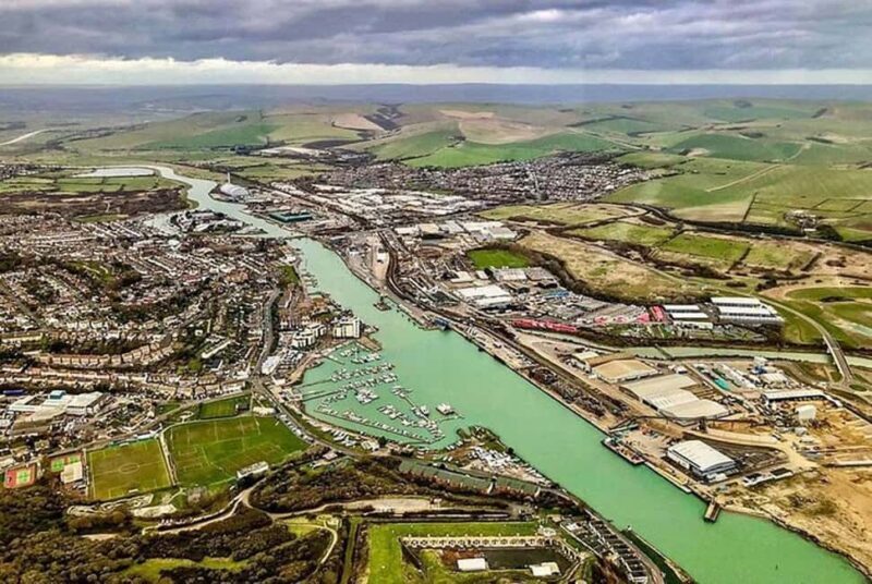 Redhill: 1-Hour South Coast Helicopter Tour for 3 People - Key Points