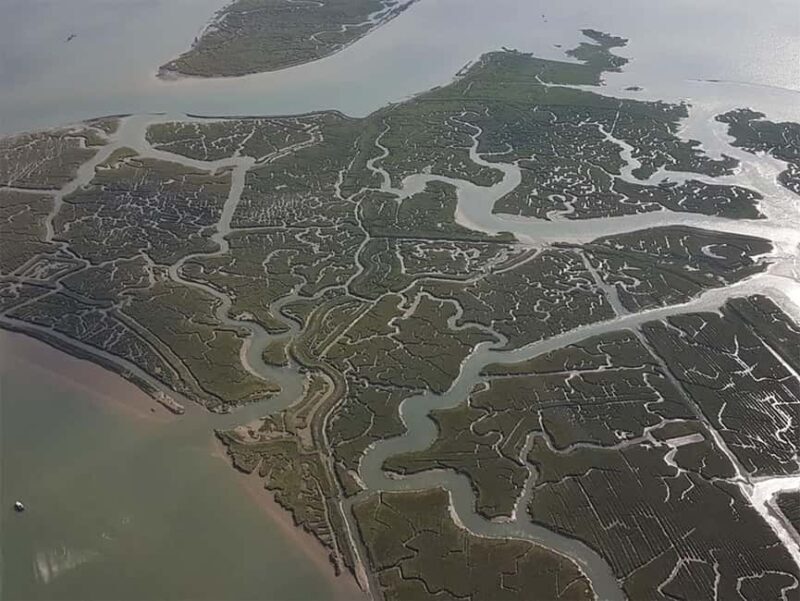 Redhill: 1-Hr Thames & Medway Estuary Helicopter Tour for 3 - Redhill: 1-Hr Thames & Medway Estuary Helicopter Tour for 3 — A Closer Look