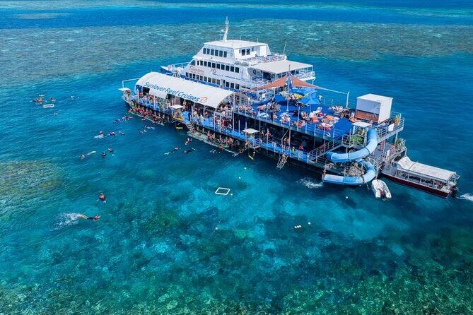 Reef Tour with SCUBA Dive from Cairns, pontoon with activities - Key Points