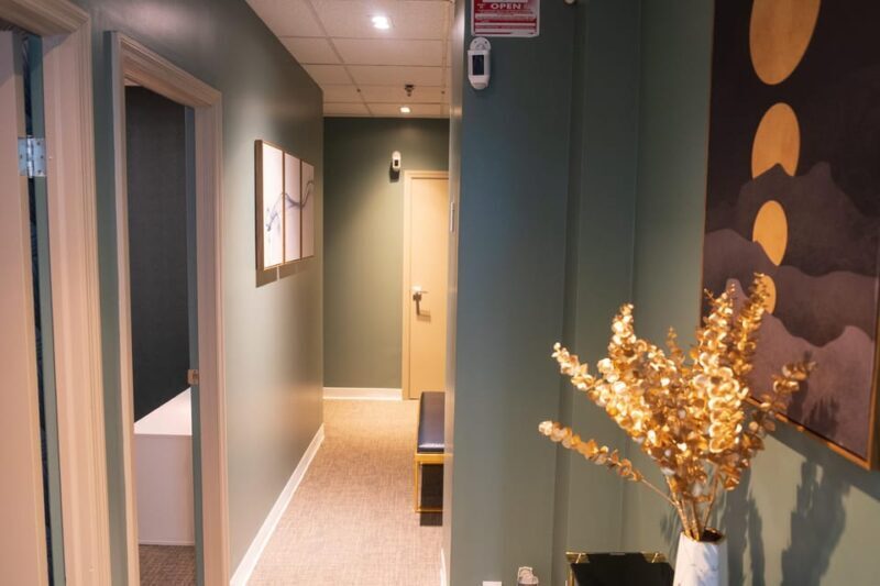 Reflexology Foot Massage NYC - 45 mins - The Experience’s Upsides and Downsides