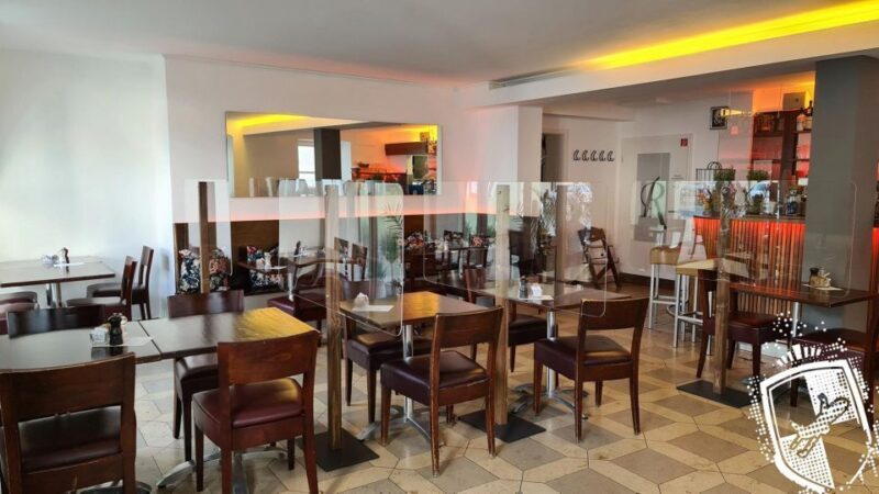 Regensburg: italian wine tasting at Caffè Rinaldi - Practical Tips for Travelers