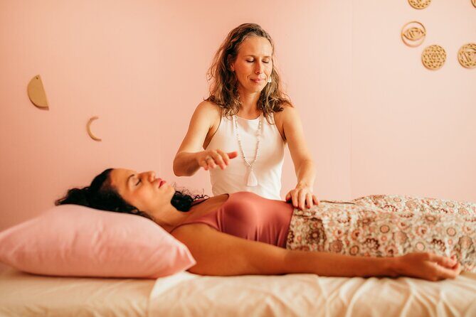 Reiki Energy Healing Session - Discover the Calm of the Big Island with a Reiki Energy Healing Session