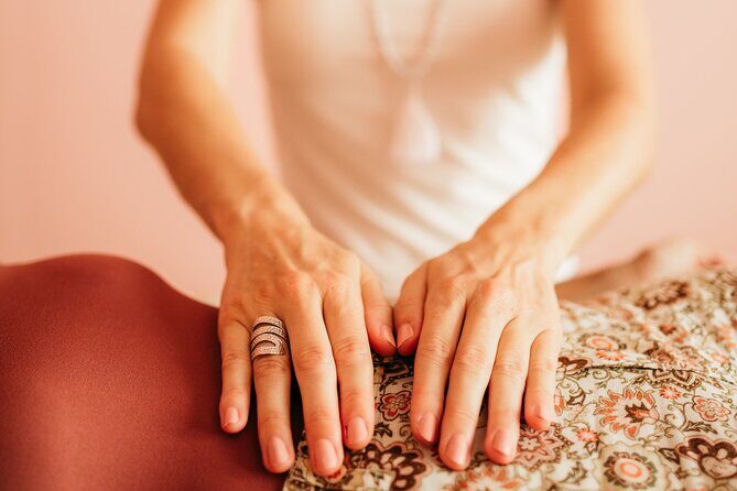 Reiki Energy Healing Session - Who Should Consider This Experience?