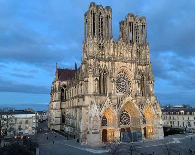 Reims: Private Guided Tour of the Champagne's capital - Key Points