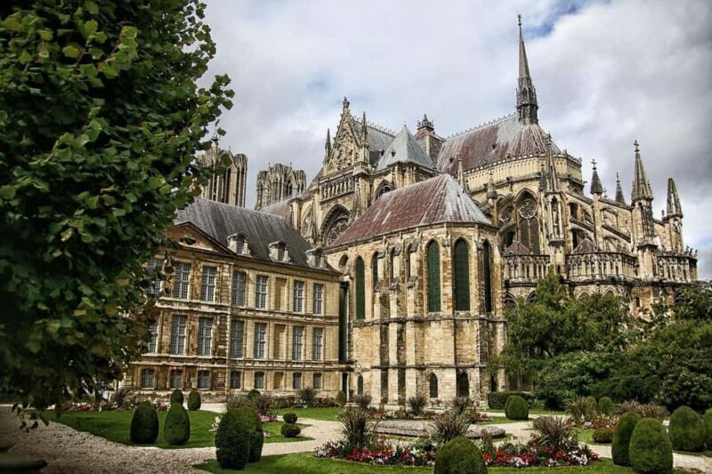 Reims: Private Guided Tour of the Champagne's capital - Practicalities: What to Keep in Mind