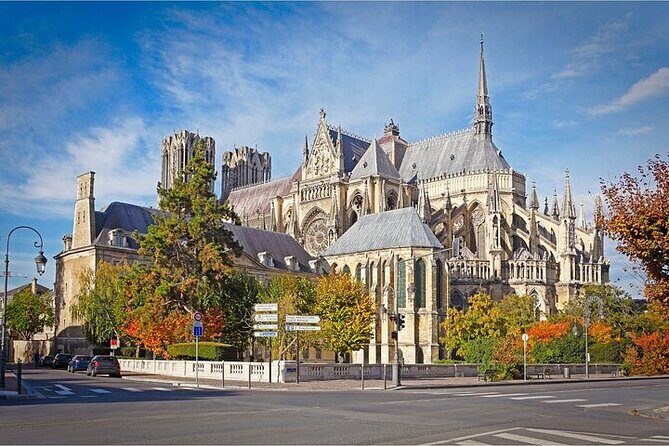 Reims Scavenger Hunt and Highlights Self-Guided Tour - Who Will Get the Most Out of This Experience?
