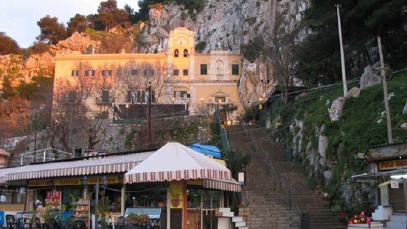 Relax in Mondello and Sanctuary in Monte Pellegrino - What to Expect from the Tour