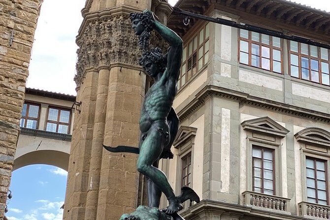 RENAISSANCE SECRETS WITH ELVIS - Walking experience - A Closer Look at the Florence Renaissance Secrets Tour