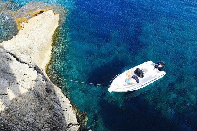 RENT A BOAT 5,5m - 30hp LICENSE FREE Chora Sfakion, Sfakia - FAQ