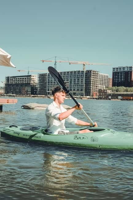Rent a Kayak in Wijnhaven, Rotterdam - The Value of the Experience