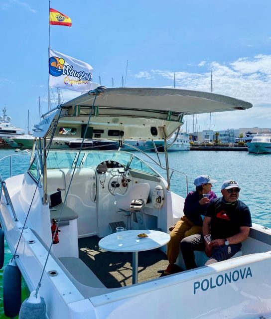 Rent Boat Valencia Yatch Polonova with capitan and drinks - Key Points
