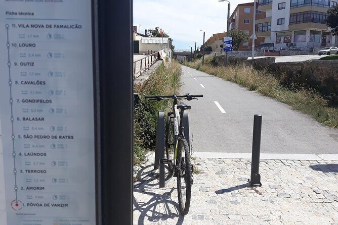 Rent mountain bike for bike path old railway to Famalicão - Key Points