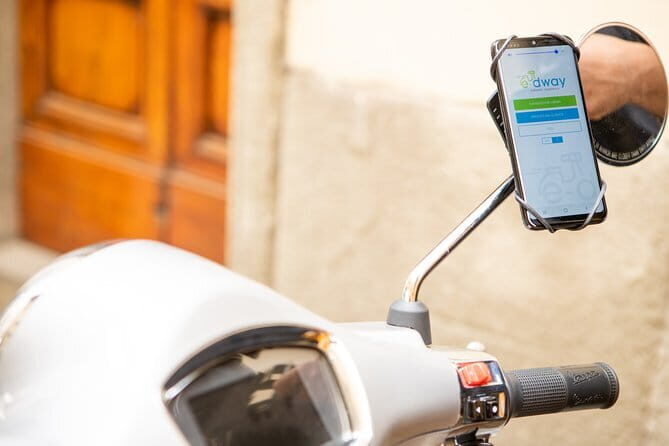 Rent your Electric Vespa 45 in Florence for 8 hours - Key Points