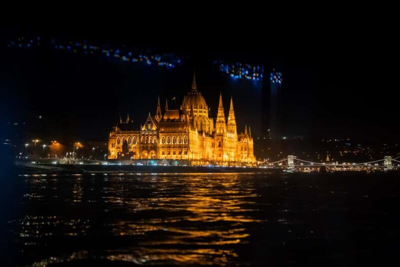 Rent Your Own Private Boat in Budapest - An In-Depth Look at Renting Your Own Private Boat in Budapest