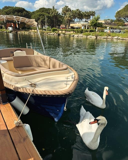 Rental of electric boats without a license - Who Should Consider This Experience?