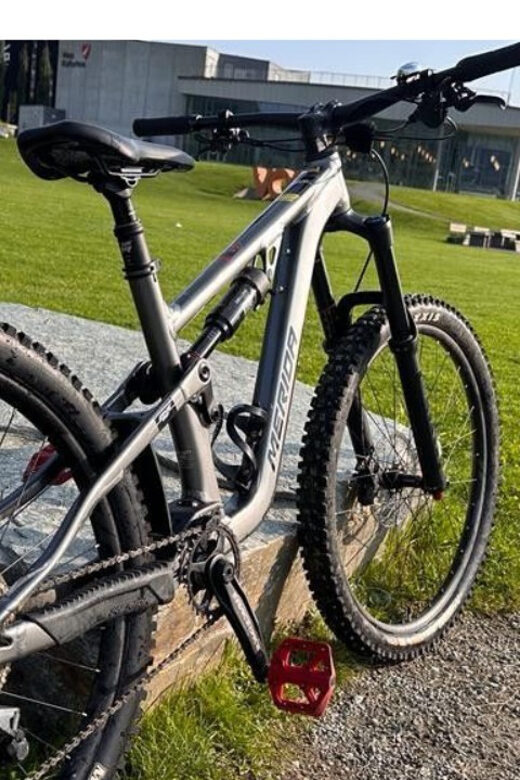 Rentals | Mountain Bike - Full Suspension - Key Points