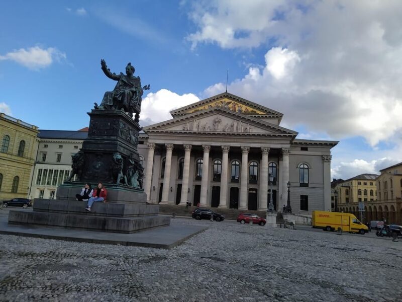 Residence of Munich private tour with skip the line ticket - FAQs