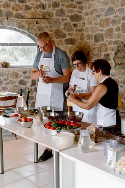 Rethymno: Cooking Class with Mountain Views & Local Wine - A Closer Look at the Experience