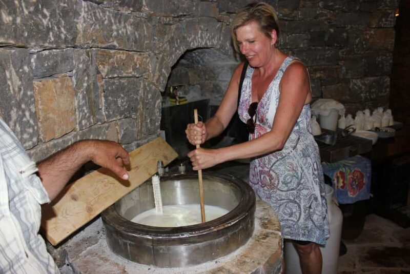 Rethymno:Mitato Shepherd Experience with Cretan Lunch & Raki - An Immersive Look into Cretan Mountain Shepherding