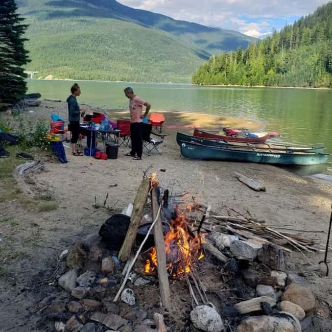 Revelstoke: Guided Canoe Tour with Snacks - An In-Depth Look at the Revelstoke Canoe Tour