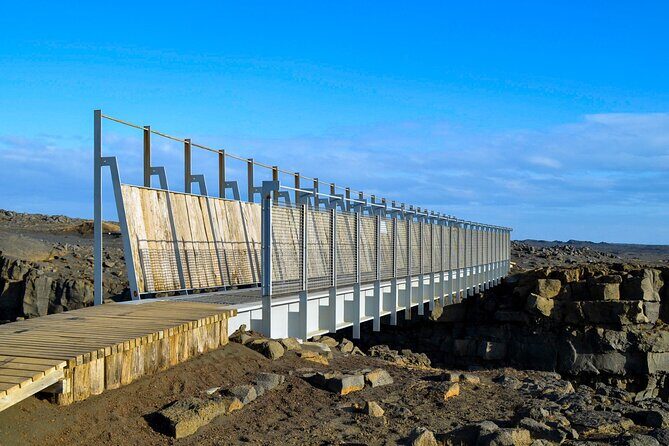 Reykjanes Peninsula: Volcanos & Blue Lagoon Self-Guided Tour - Detailed Breakdown of the Itinerary