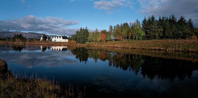 Reykjavik: Golden Circle Super Jeep and Snowmobiling Tour - FAQ