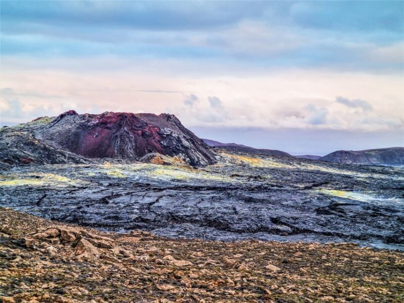 Reykjavík: Guided Afternoon Hiking Tour to New Volcano Site - The Itinerary Breakdown: What You’ll Experience