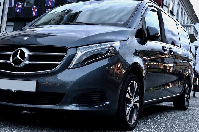 Reykjavik International Airport Private Arrival Transfer - FAQ