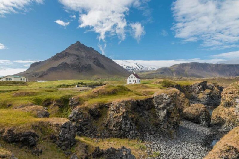 Reykjavik: Private Snaefellsnes and Kirkjufell Jeep Tour - Exploring the Snaefellsnes Peninsula: What to Expect