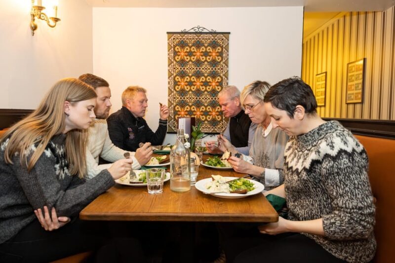 Reykjavik: Private Vegetarian Food Walking Tour - What to Expect from the Tour