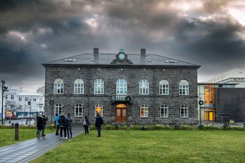 Reykjavik: Sightseeing Walking Tour with a Viking - The Value for the Price