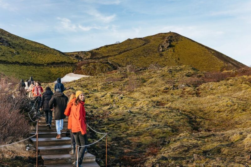 Reykjavik: Silver Circle Tour, Canyon Ride, & Thermal Baths - Exploring the Reykjavik Silver Circle Tour, Canyon Ride, & Thermal Baths