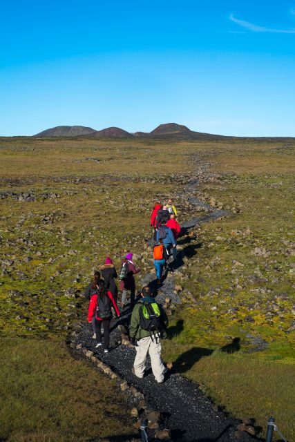 Reykjavik: Thrihnukagigur Volcano Guided Hiking Day Trip - What to Expect from the Tour
