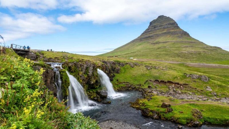 Reykjavik: Total Solar Eclipse Day Tour - The Main Event: Witnessing the Eclipse