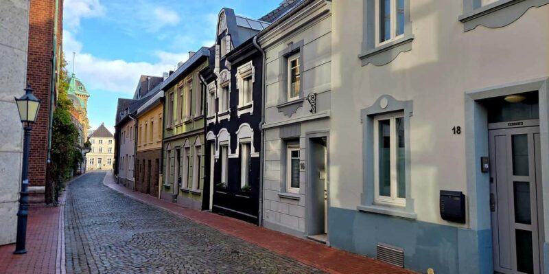 Rheinberg: Lower Rhine Off-the-Beaten-Path Walking Tour - Who will love this tour?