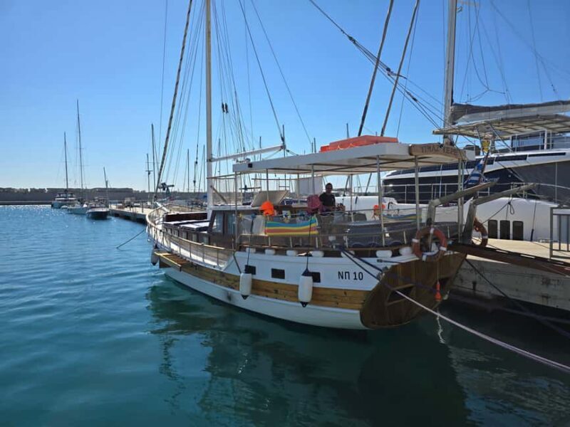 Rhodes: Bay to Bay, Including Drinks and BBQ - An Inside Look at the Experience