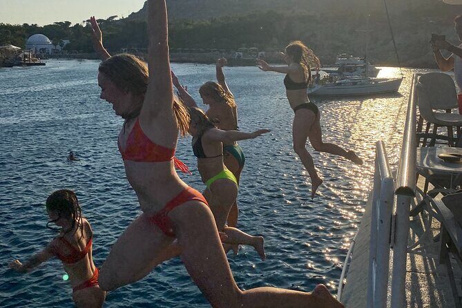 Rhodes Bay to Bay Swim Cruise-Greek Buffet w/wine included - FAQ