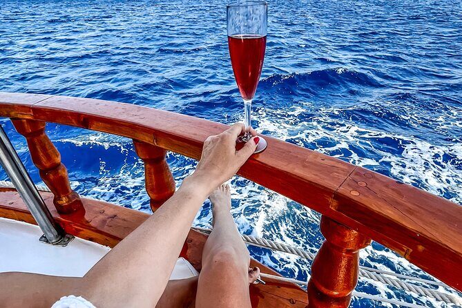 Rhodes Day Cruise (with lunch & unlimited drinks) 5,5 Hours - FAQs